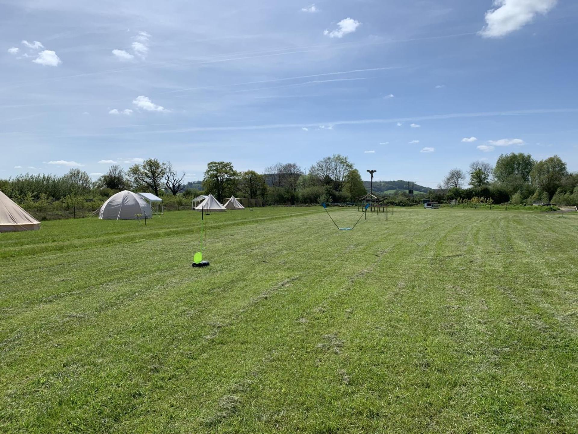 Inviting 3-Bedroom Lodge In Ashton Under Hill Evesham Bagian luar foto